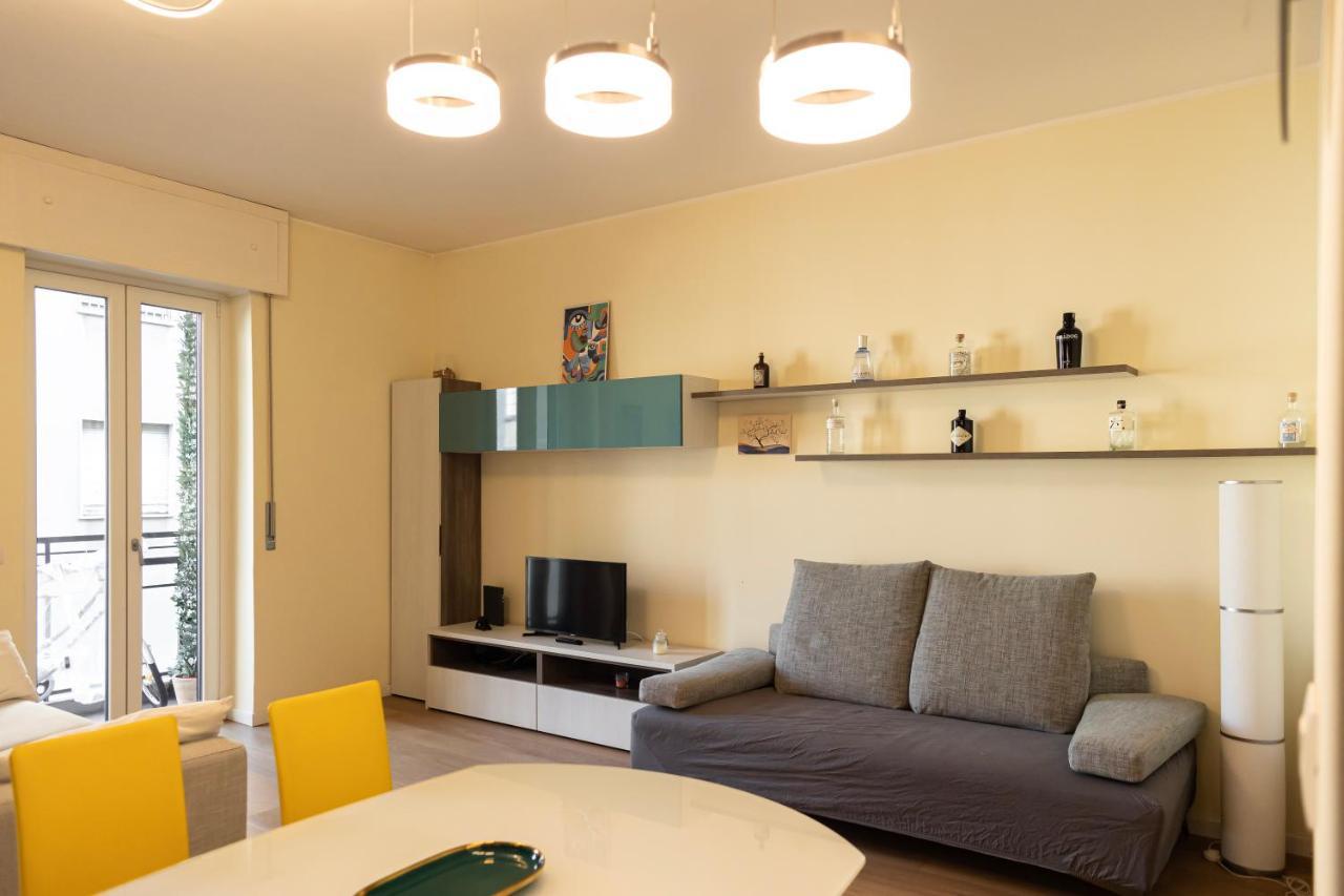 Appartement Bilocale Moderno Ed Esclusivo à Milan Extérieur photo