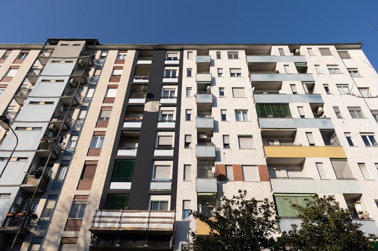 Appartement Bilocale Moderno Ed Esclusivo à Milan Extérieur photo