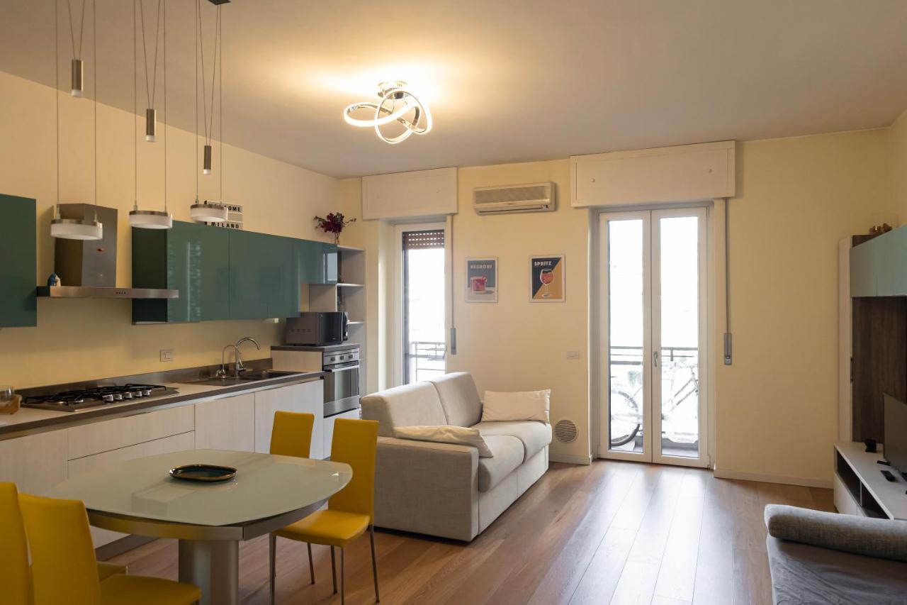 Appartement Bilocale Moderno Ed Esclusivo à Milan Extérieur photo